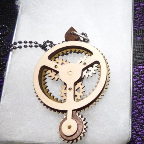 GOTH STEAMPUNK GREEN TREE KINETIC PLANETARY NECKLACE AND CLOCK WOOD EARRINGS - Picture 6 of 14